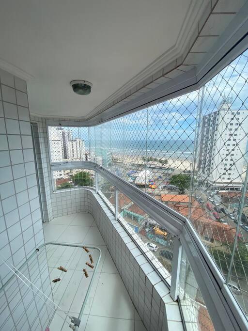 Apartamento 2 Dormitorios E Sacada Gourmet Frente Ao Mar برايا جراندي المظهر الخارجي الصورة