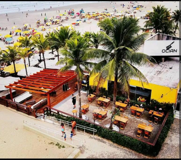 Apartamento 2 Dormitorios E Sacada Gourmet Frente Ao Mar برايا جراندي المظهر الخارجي الصورة